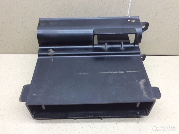 Кронштейн (сопут. товар) Chevrolet Cruze седан 1