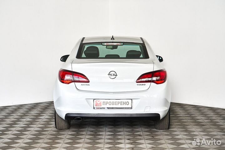 Opel Astra, 2013