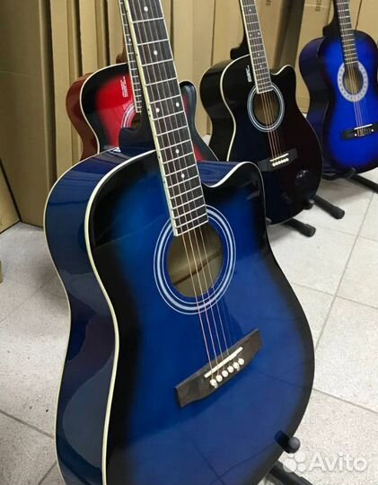 Акустическая гитара