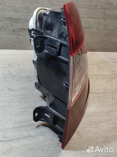 Фонарь задний правый Skoda Rapid 2018г. 1.6 l