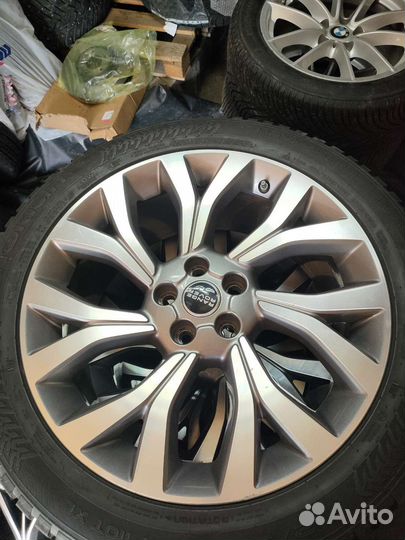 Nokian Tyres Hakkapeliitta 8 SUV 275/45 R21 110