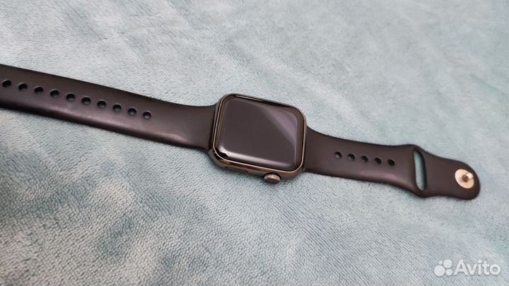 Apple watch series 8