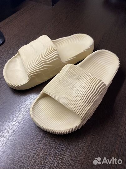 Тапки adidas adilette