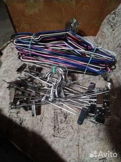 Вешалки плечики металлические