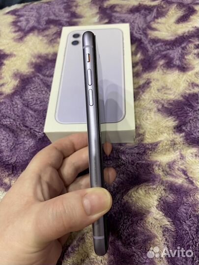 iPhone 11, 64 ГБ