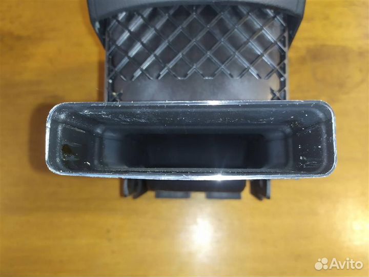 Подлокотник VW Passat B6