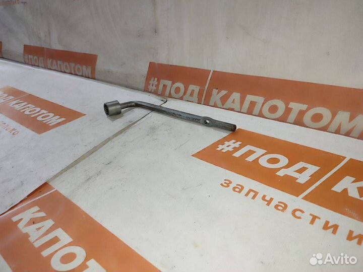 Ключ балонный Mazda 3 BL рест. 2012