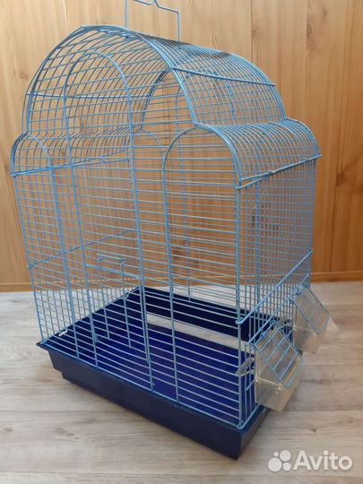 Большая клетка для птиц