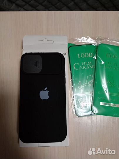 Чехол на iPhone 11