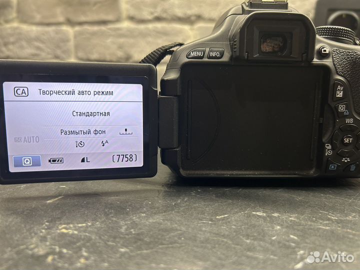 Фотоаппарат Canon EOS 600D