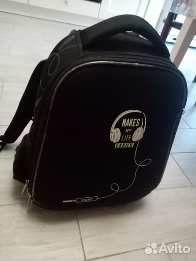 Школьный рюкзак