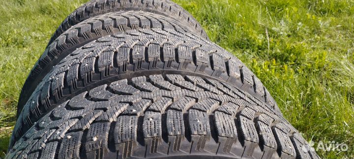 Bridgestone Blizzak Spike-01 195/60 R15 88