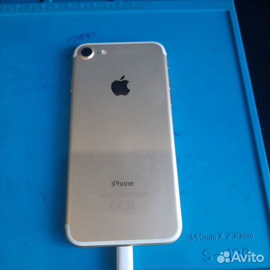 iPhone 7, 32 ГБ