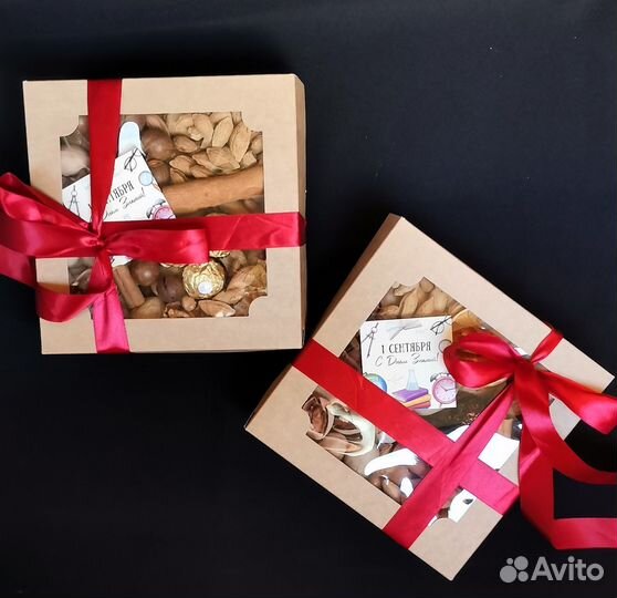 Коробка подарочная с орехами