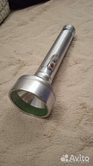 Фонарик Ultra Flash