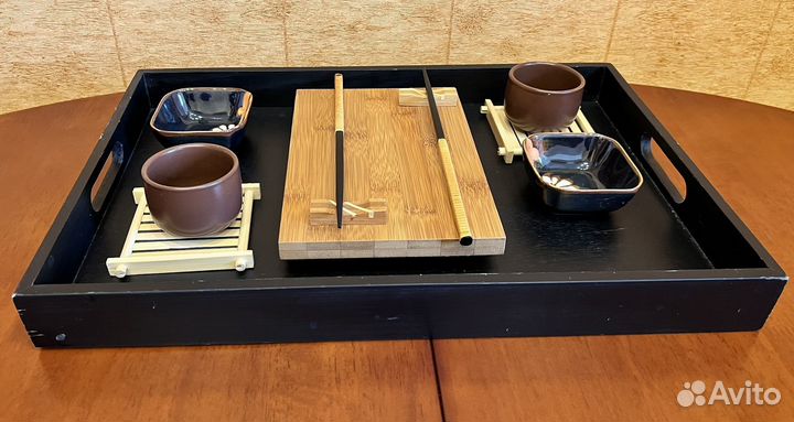 Набор посуды для суши и роллов