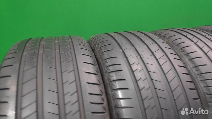 Bridgestone Alenza 001 245/45 R20 и 275/40 R20 103W