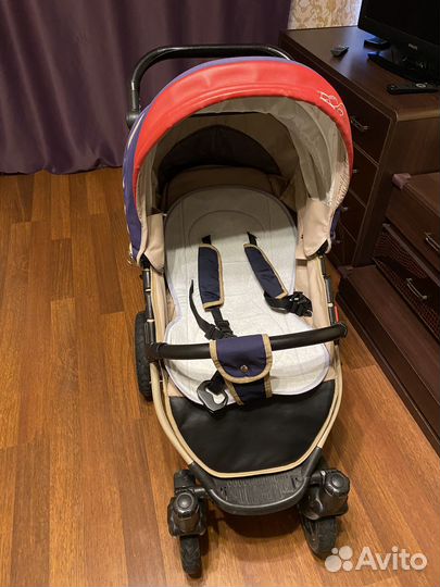 Прогулочная коляска