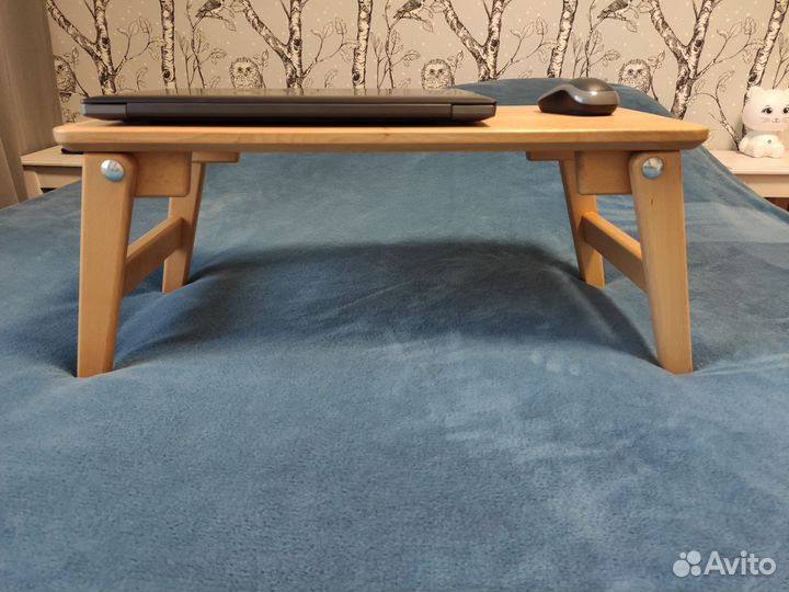 Столик для ноутбука