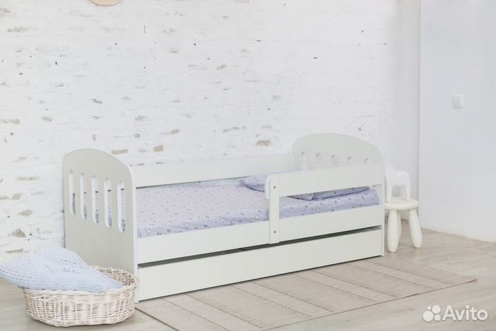 Детская кровать с бесплатной доставкой