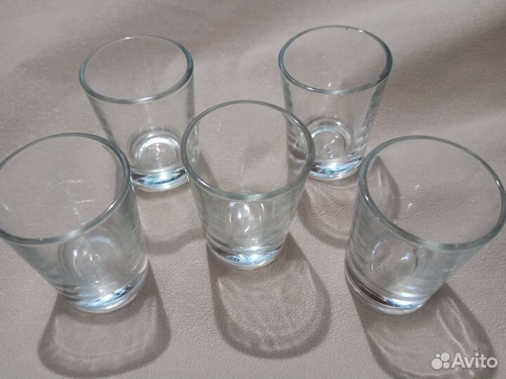 Стопки рюмки стаканы