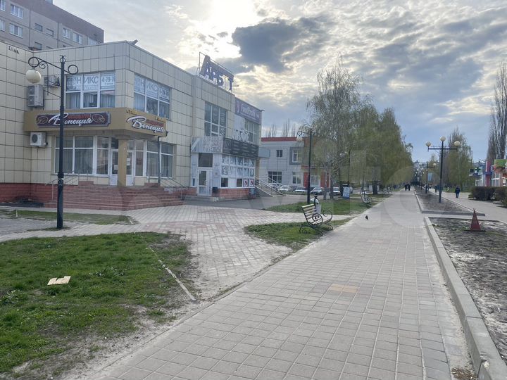 Торговая площадь, 215 м²