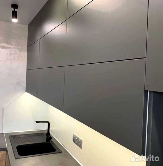 Кухня новая