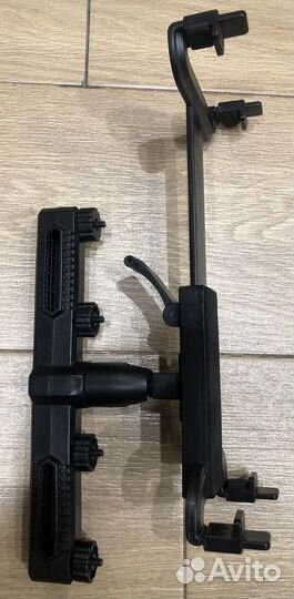 Автомобильный держатель для планшета