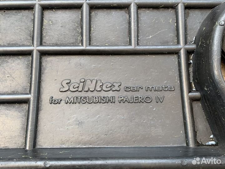 Коврики салона Паджеро 4