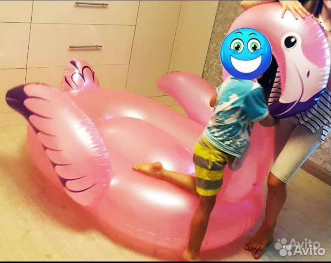 Надувной фламинго