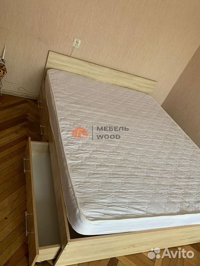 Кровать двухспальная