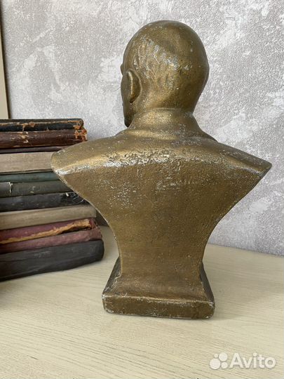 Бюст Ленина СССР