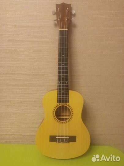 Укулеле Martin Romas