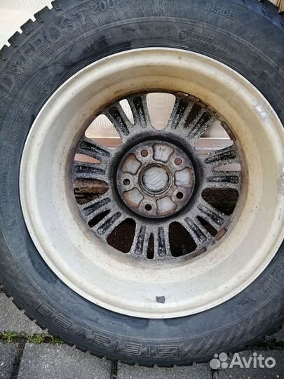 Колеса зимние 195/65 r15