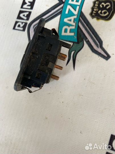 Кнопка стеклоподъемника Ford Taurus