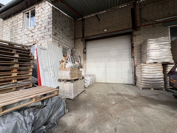 Склад, 740 м²