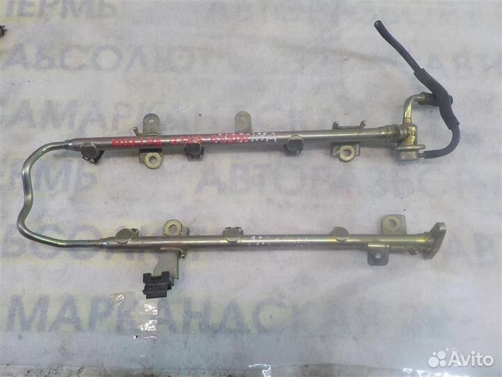 Рейка топливная (рампа) Nissan Maxima (A32) 1994