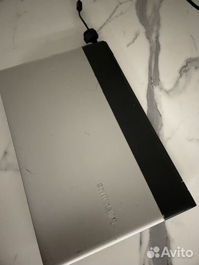 Ноутбук samsung