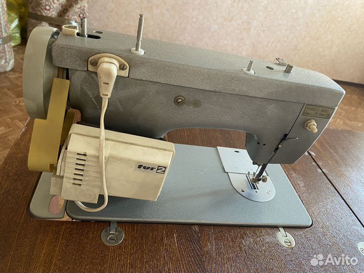 Швейная машина бу