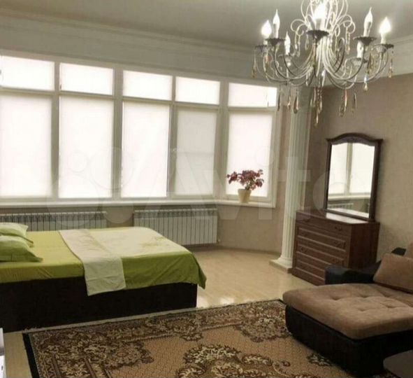 2-к. квартира, 83 м², 7/9 эт.