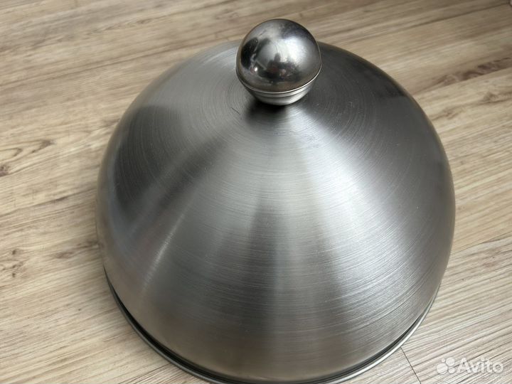 Клош (баранчик), крышка для подачи