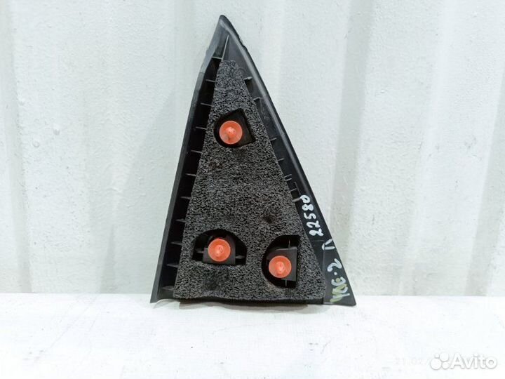 Накладка двери задняя левая Kia Ceed Sw 1.6 G4FG