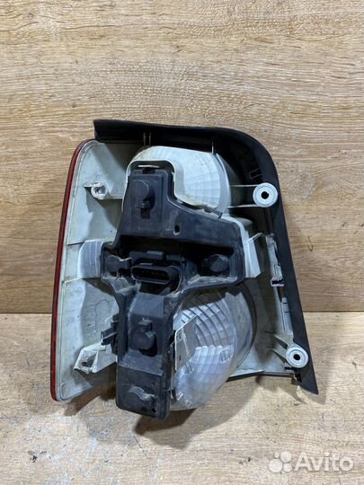 Фонарь задний правый VW Touran дорест Арт. 111304