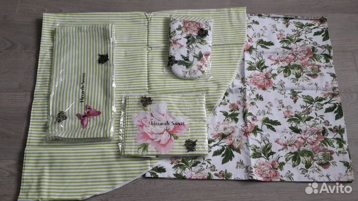 Скатерти,комплект столового белья 12 предметов