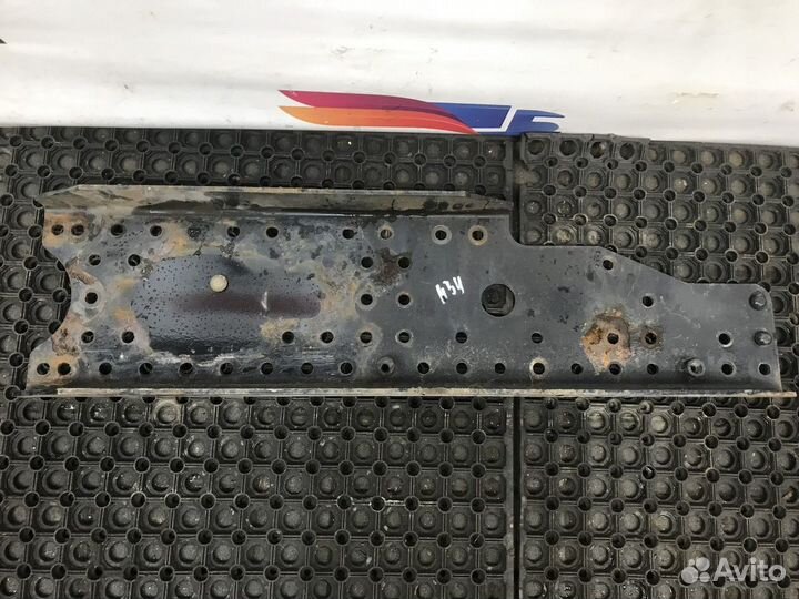 Усиление заднее рамы правое Man TGX