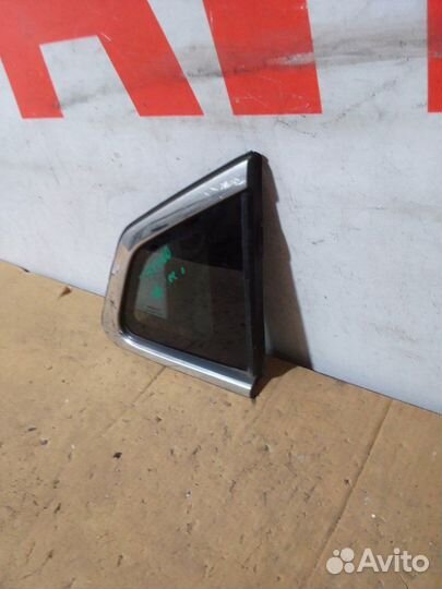 Форточка двери задняя правая Nissan Qashqai J11