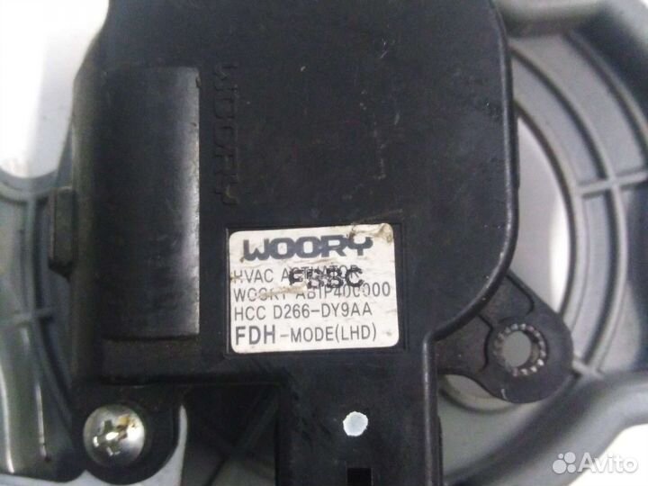 Моторчик заслонки отопителя Kia Cerato