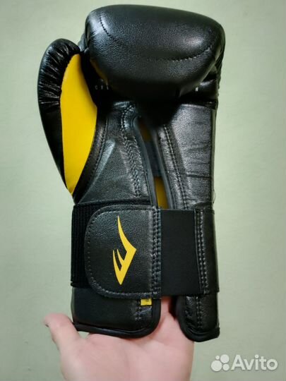 Боксерские перчатки everlast