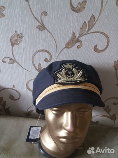 Фуражка капитанка
