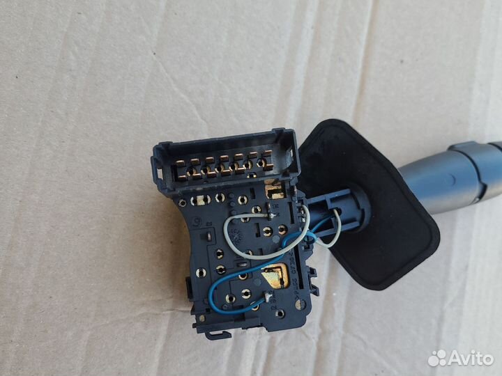 Подрулевой переключатель света Renault Logan 1